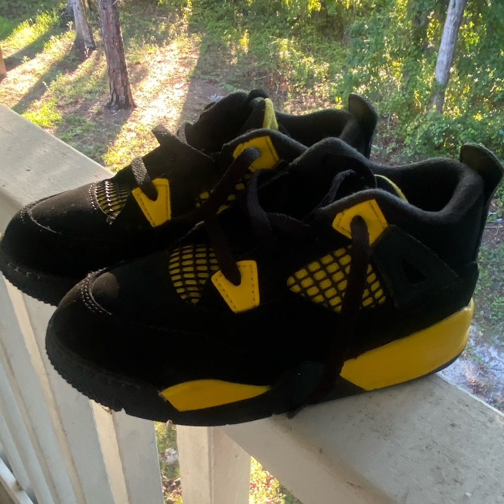 Retro Jordan 4